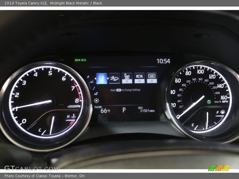 Midnight Black Metallic / Black 2019 Toyota Camry XLE