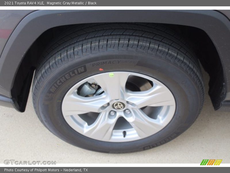 Magnetic Gray Metallic / Black 2021 Toyota RAV4 XLE