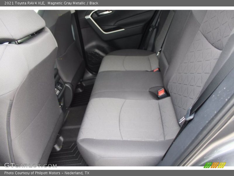 Magnetic Gray Metallic / Black 2021 Toyota RAV4 XLE