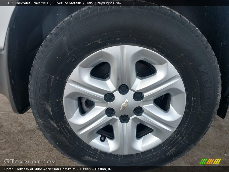 Silver Ice Metallic / Dark Gray/Light Gray 2012 Chevrolet Traverse LS