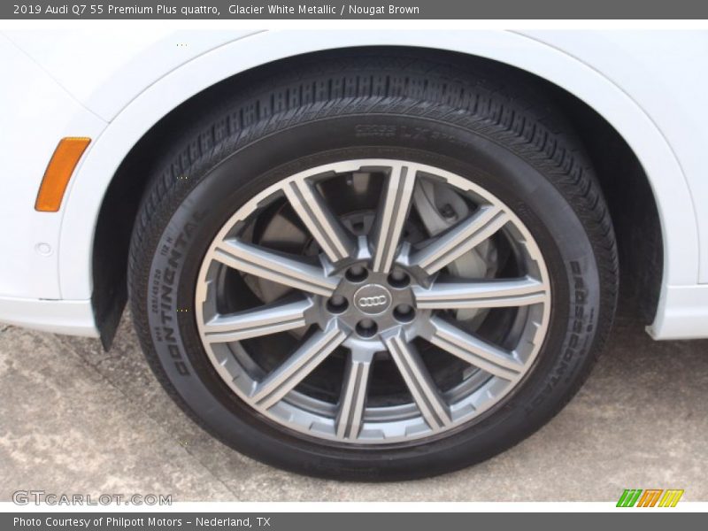 Glacier White Metallic / Nougat Brown 2019 Audi Q7 55 Premium Plus quattro