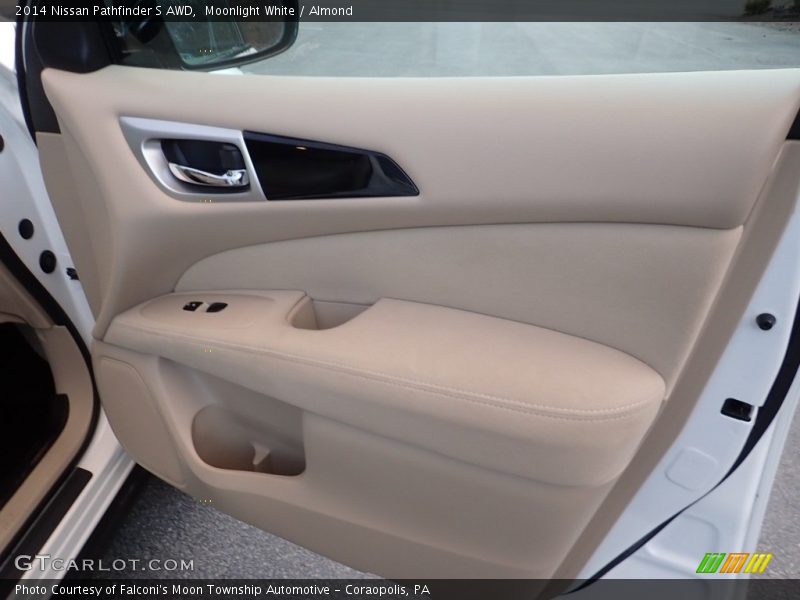 Moonlight White / Almond 2014 Nissan Pathfinder S AWD