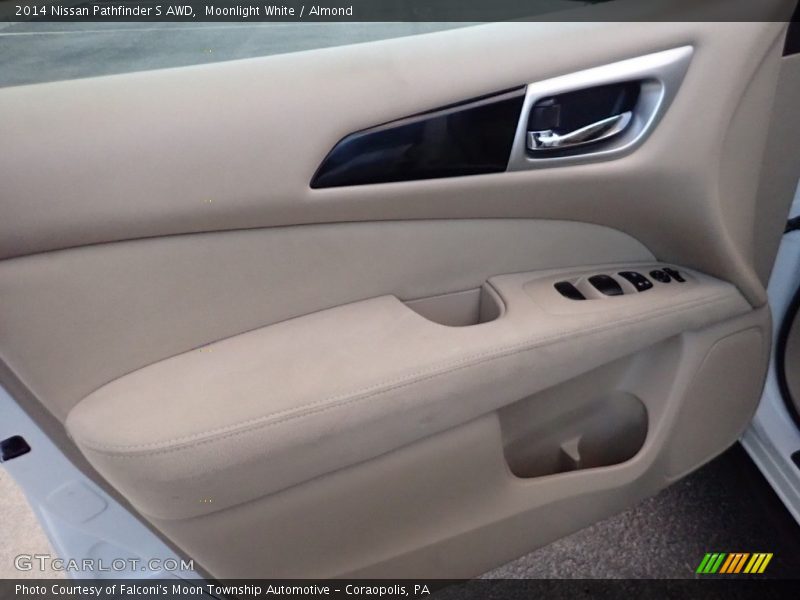 Moonlight White / Almond 2014 Nissan Pathfinder S AWD