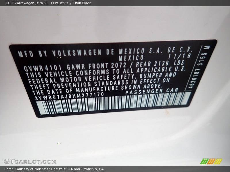 Pure White / Titan Black 2017 Volkswagen Jetta SE