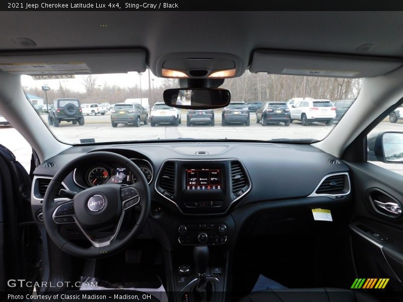 Sting-Gray / Black 2021 Jeep Cherokee Latitude Lux 4x4