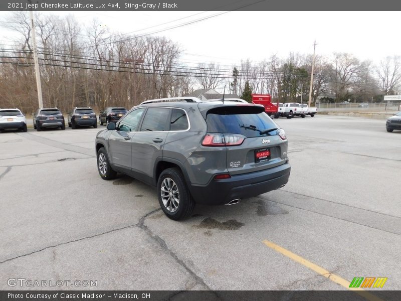 Sting-Gray / Black 2021 Jeep Cherokee Latitude Lux 4x4