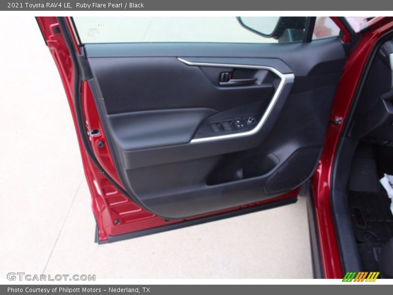 Ruby Flare Pearl / Black 2021 Toyota RAV4 LE