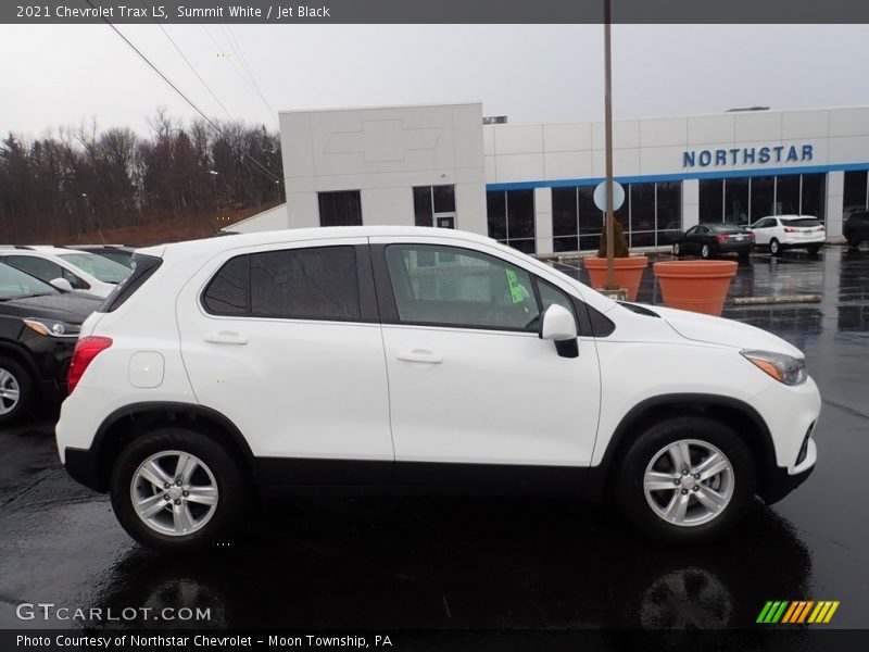 Summit White / Jet Black 2021 Chevrolet Trax LS