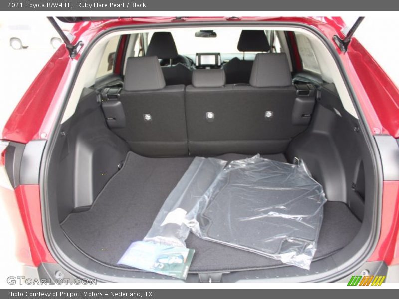Ruby Flare Pearl / Black 2021 Toyota RAV4 LE