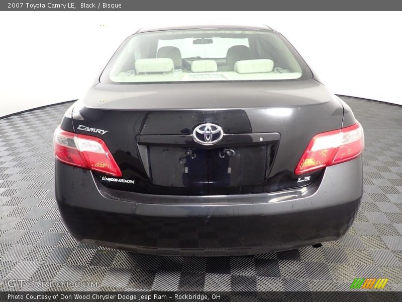 Black / Bisque 2007 Toyota Camry LE