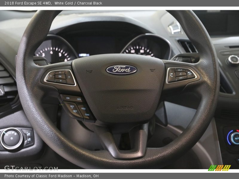White Gold / Charcoal Black 2018 Ford Escape SE 4WD