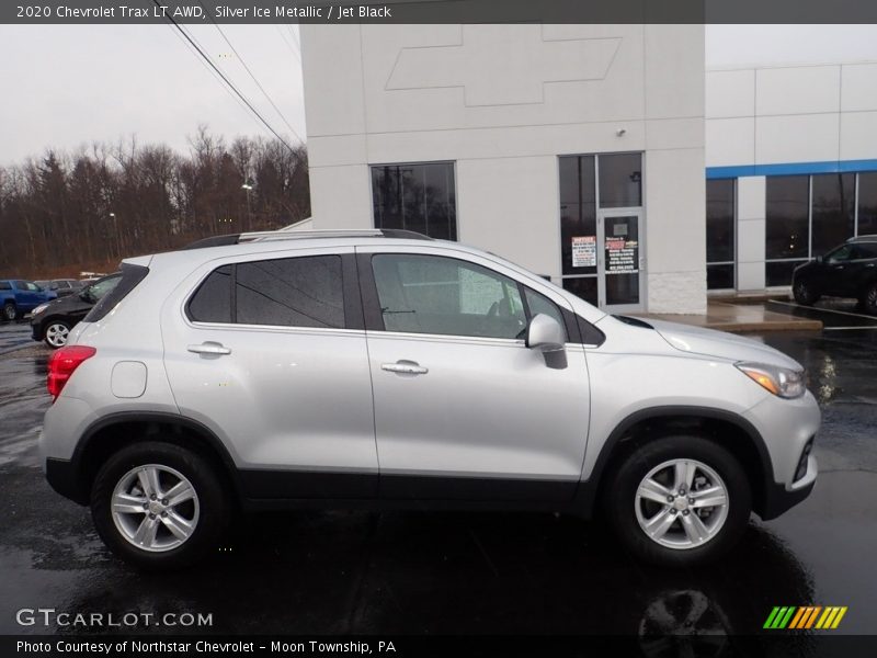Silver Ice Metallic / Jet Black 2020 Chevrolet Trax LT AWD