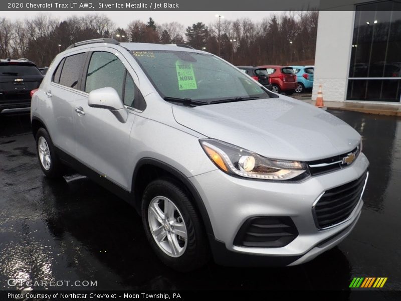 Silver Ice Metallic / Jet Black 2020 Chevrolet Trax LT AWD