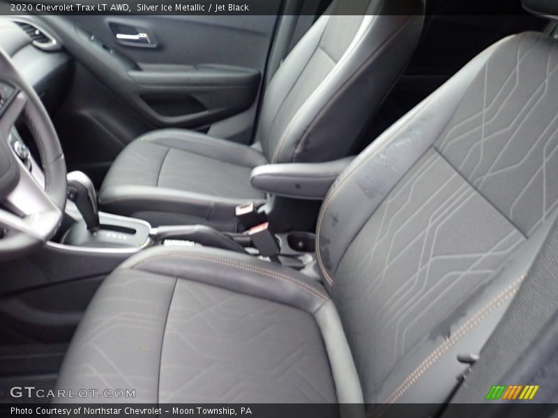 Silver Ice Metallic / Jet Black 2020 Chevrolet Trax LT AWD