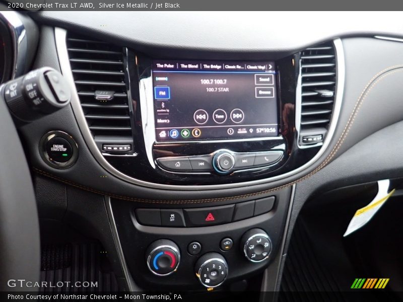 Silver Ice Metallic / Jet Black 2020 Chevrolet Trax LT AWD