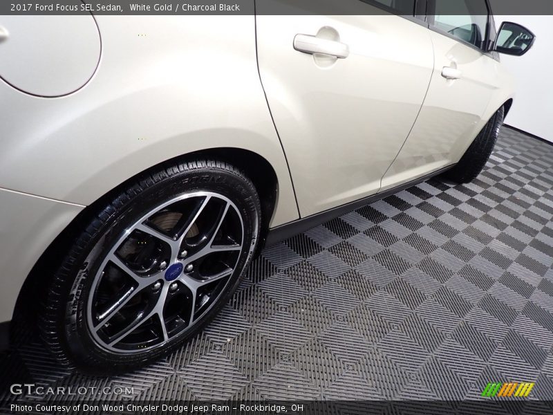 White Gold / Charcoal Black 2017 Ford Focus SEL Sedan