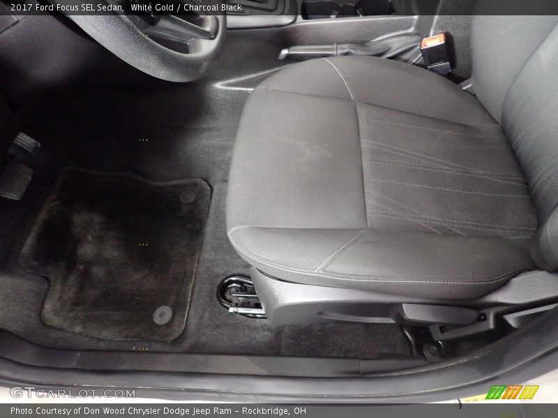 White Gold / Charcoal Black 2017 Ford Focus SEL Sedan