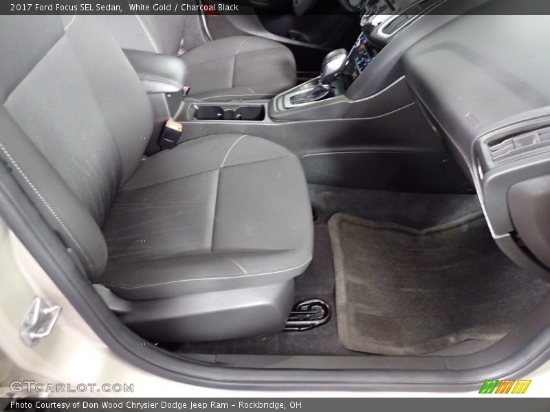 White Gold / Charcoal Black 2017 Ford Focus SEL Sedan