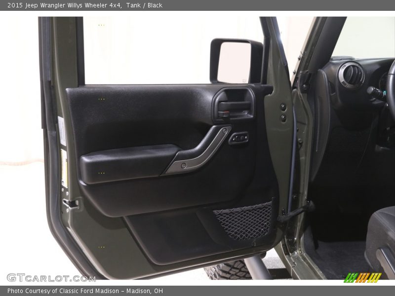 Tank / Black 2015 Jeep Wrangler Willys Wheeler 4x4