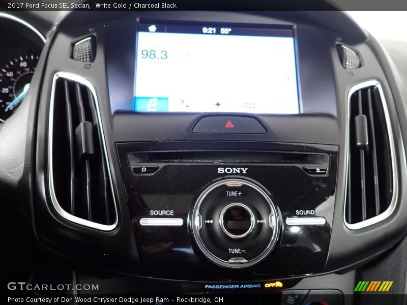 White Gold / Charcoal Black 2017 Ford Focus SEL Sedan