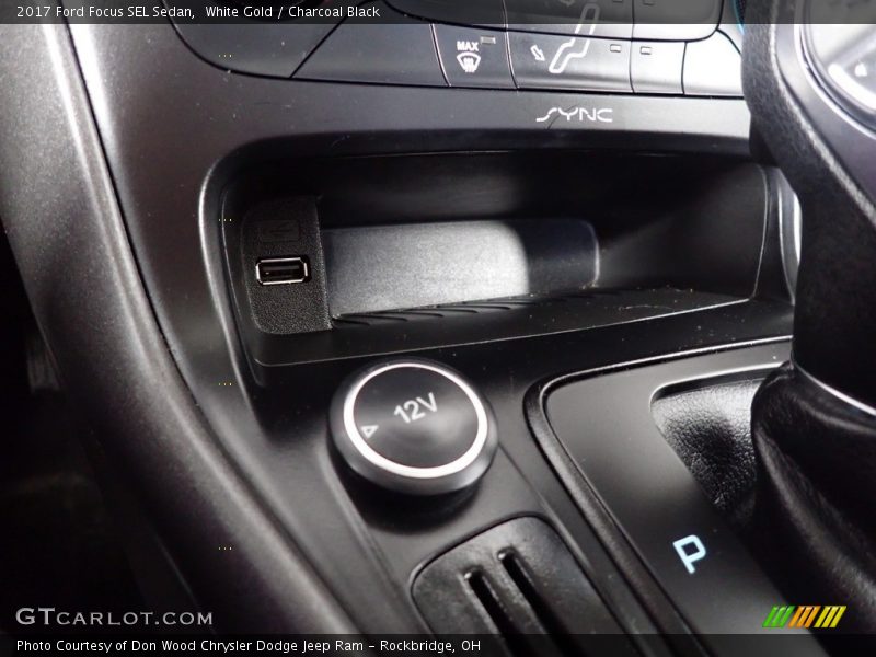 White Gold / Charcoal Black 2017 Ford Focus SEL Sedan