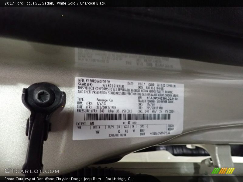 White Gold / Charcoal Black 2017 Ford Focus SEL Sedan