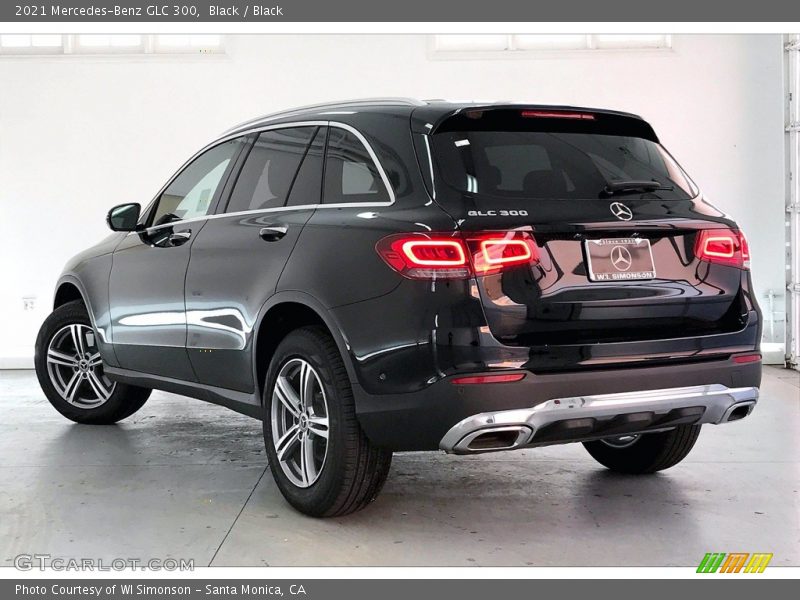 Black / Black 2021 Mercedes-Benz GLC 300