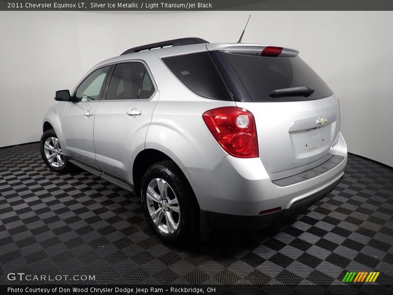 Silver Ice Metallic / Light Titanium/Jet Black 2011 Chevrolet Equinox LT