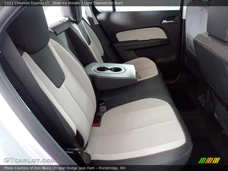 Silver Ice Metallic / Light Titanium/Jet Black 2011 Chevrolet Equinox LT