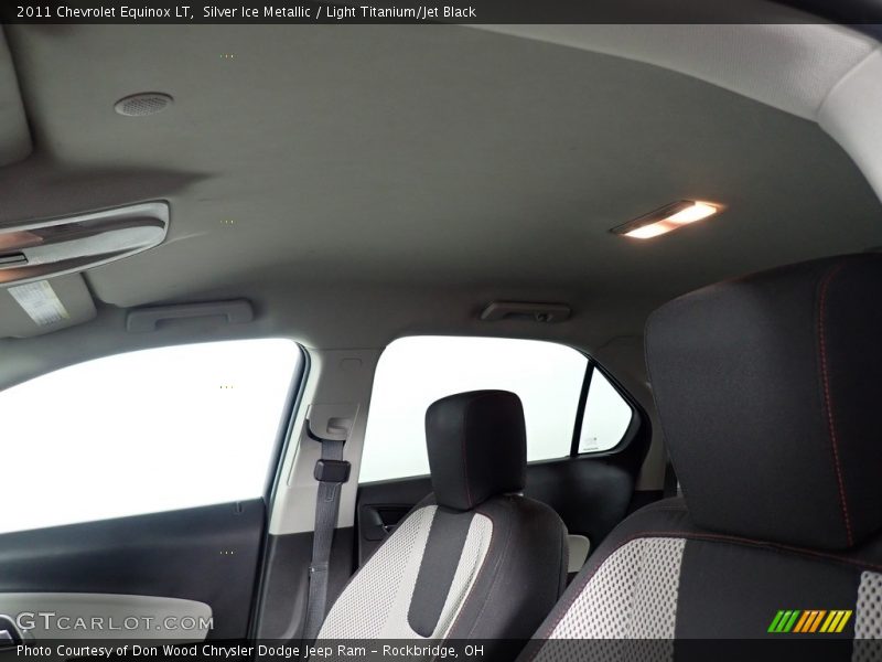 Silver Ice Metallic / Light Titanium/Jet Black 2011 Chevrolet Equinox LT
