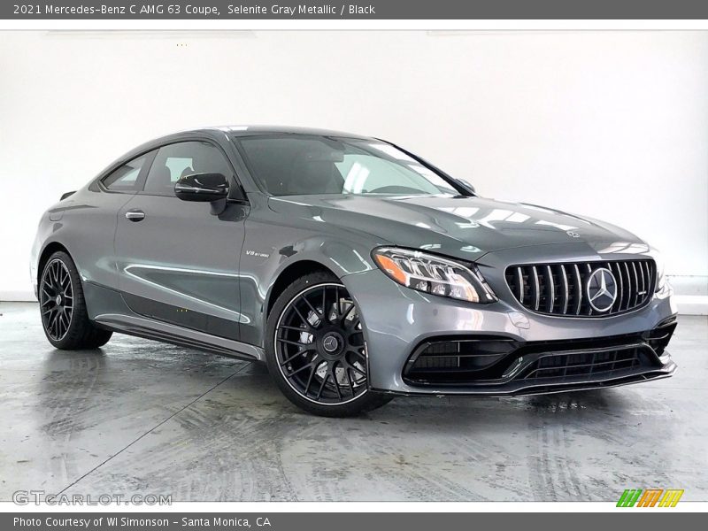 Front 3/4 View of 2021 C AMG 63 Coupe