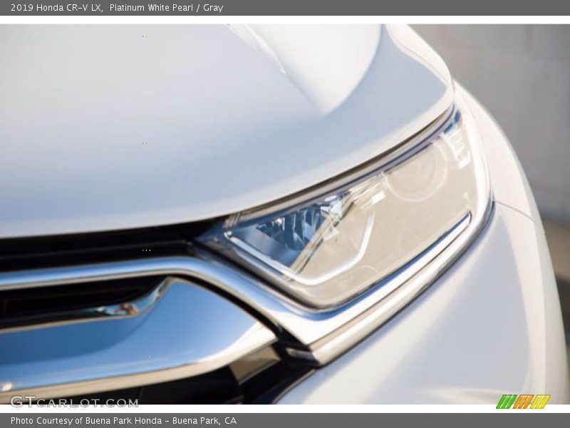 Platinum White Pearl / Gray 2019 Honda CR-V LX