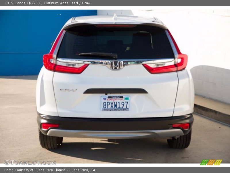 Platinum White Pearl / Gray 2019 Honda CR-V LX