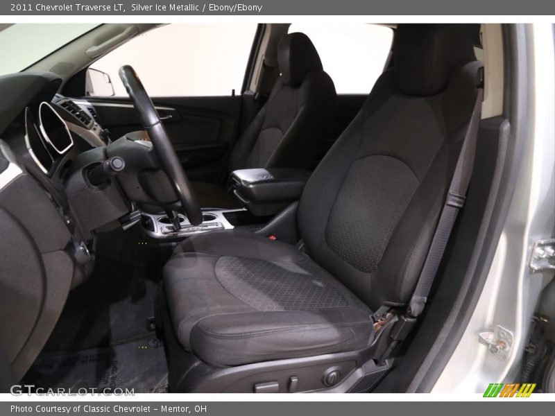 Silver Ice Metallic / Ebony/Ebony 2011 Chevrolet Traverse LT