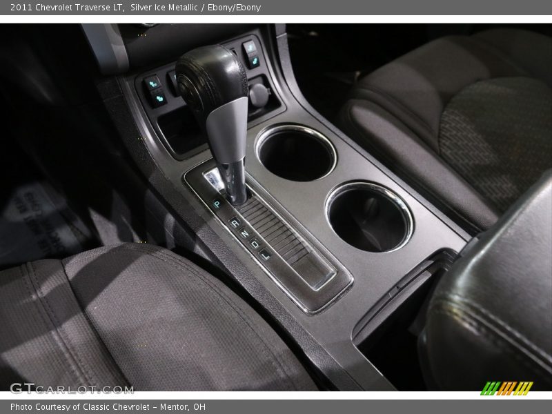 Silver Ice Metallic / Ebony/Ebony 2011 Chevrolet Traverse LT