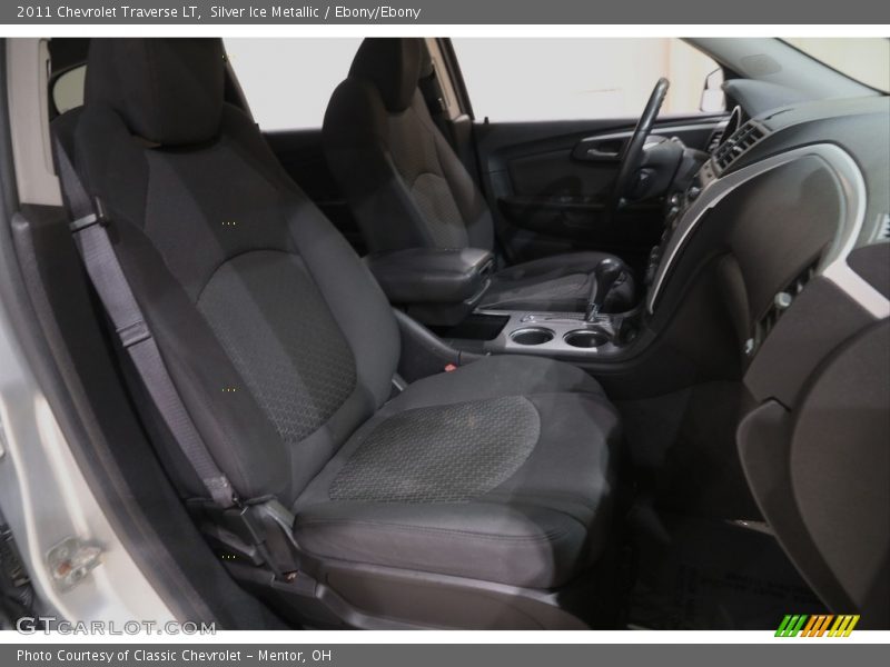 Silver Ice Metallic / Ebony/Ebony 2011 Chevrolet Traverse LT