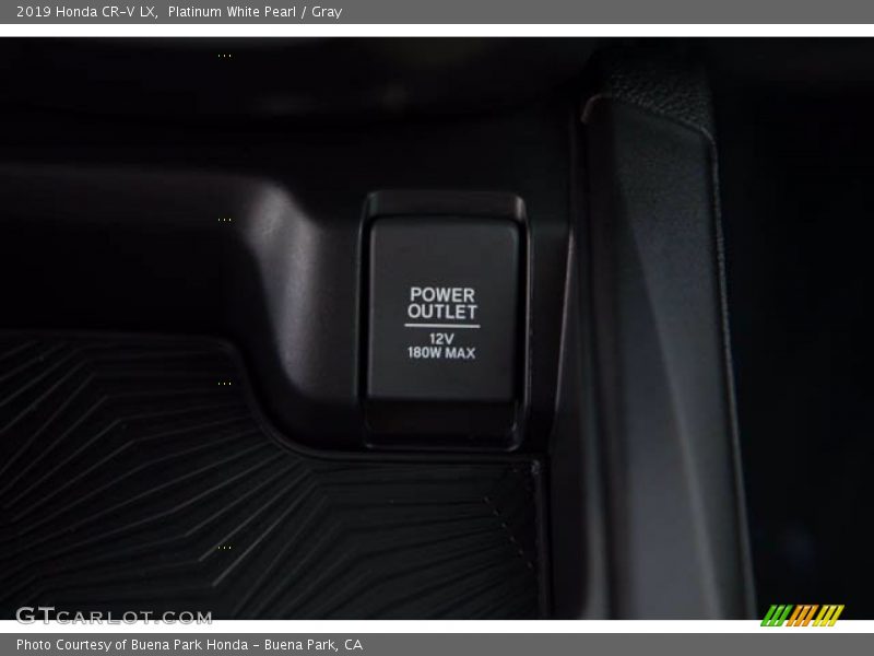 Platinum White Pearl / Gray 2019 Honda CR-V LX