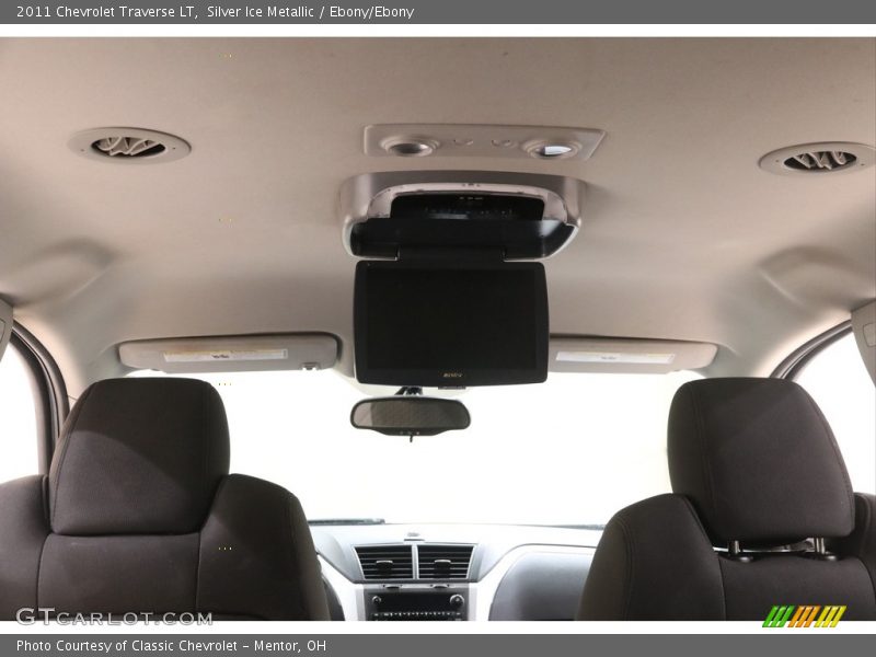 Silver Ice Metallic / Ebony/Ebony 2011 Chevrolet Traverse LT