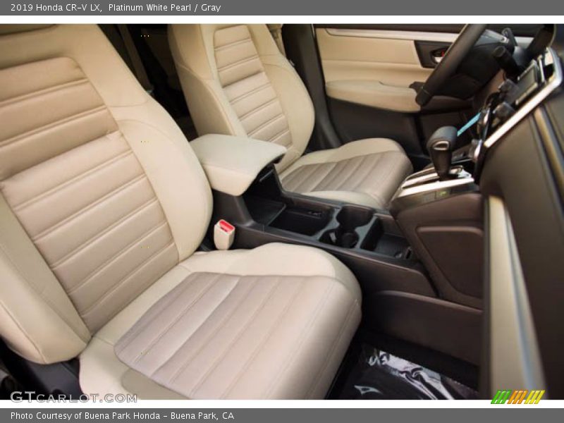 Platinum White Pearl / Gray 2019 Honda CR-V LX