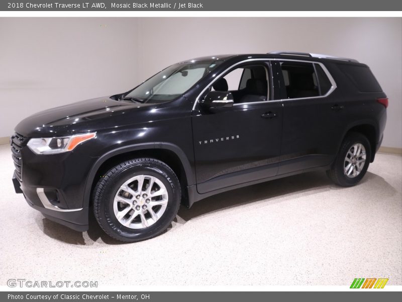 Mosaic Black Metallic / Jet Black 2018 Chevrolet Traverse LT AWD
