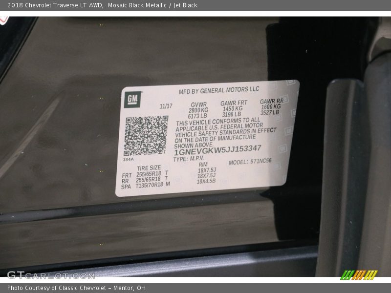 Mosaic Black Metallic / Jet Black 2018 Chevrolet Traverse LT AWD