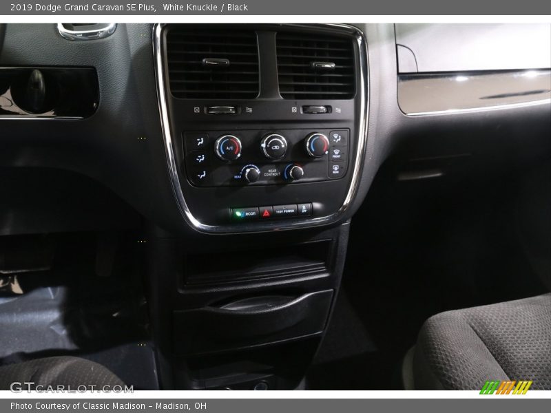 White Knuckle / Black 2019 Dodge Grand Caravan SE Plus