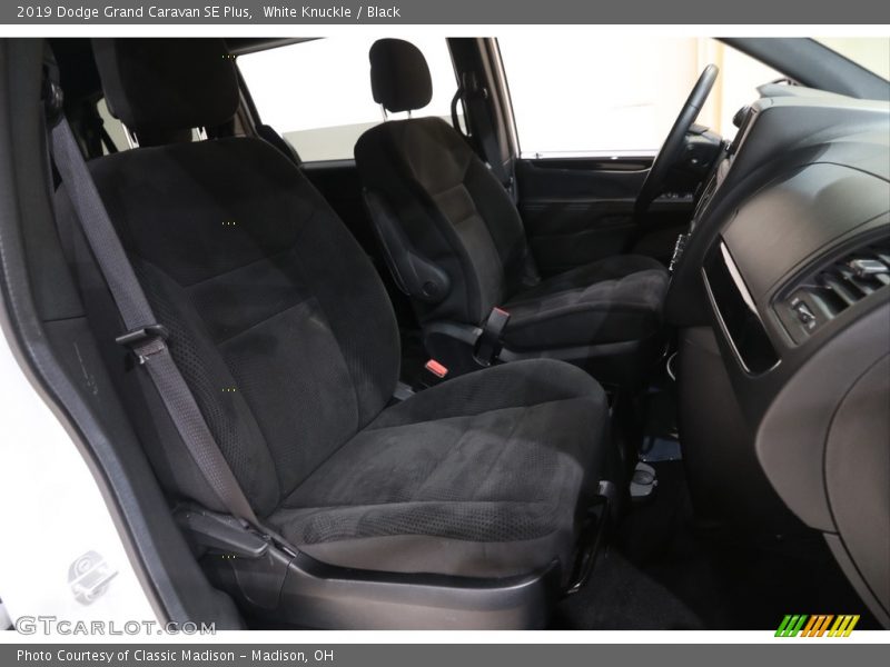 White Knuckle / Black 2019 Dodge Grand Caravan SE Plus