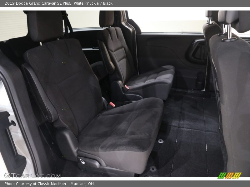 White Knuckle / Black 2019 Dodge Grand Caravan SE Plus