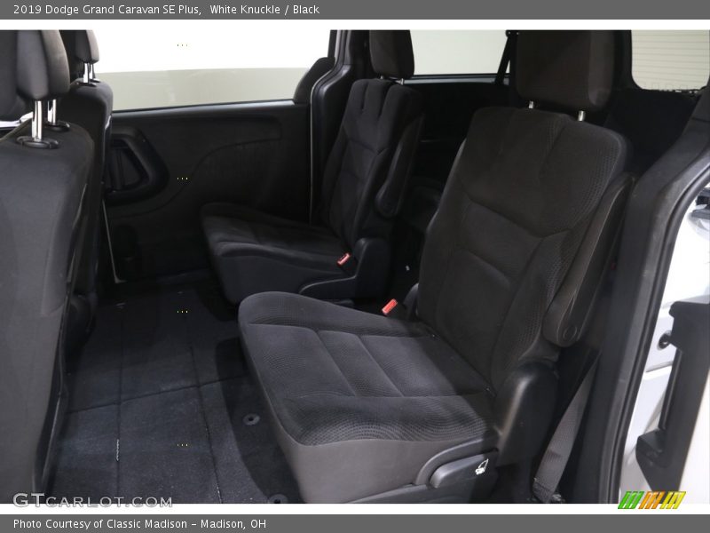 White Knuckle / Black 2019 Dodge Grand Caravan SE Plus