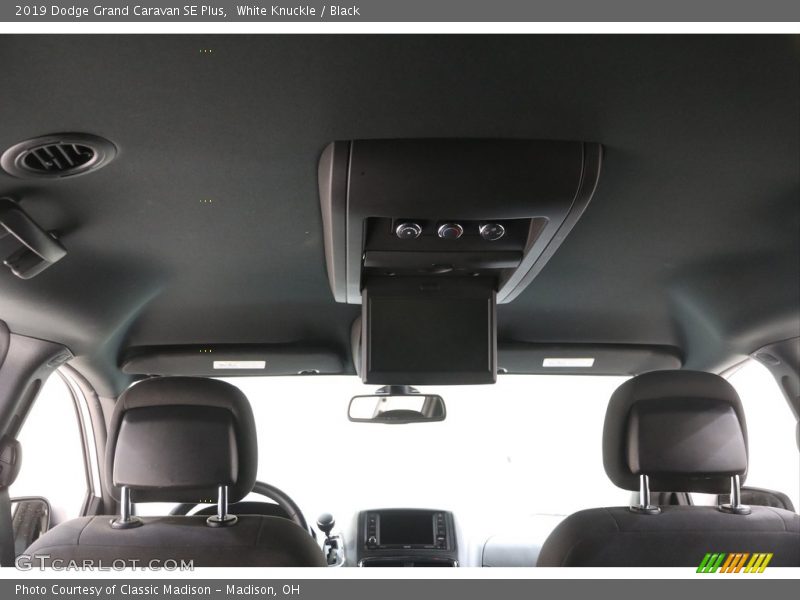 White Knuckle / Black 2019 Dodge Grand Caravan SE Plus