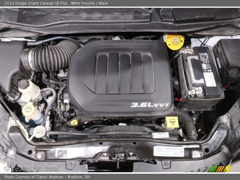 White Knuckle / Black 2019 Dodge Grand Caravan SE Plus