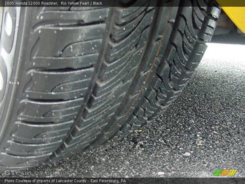 Rio Yellow Pearl / Black 2005 Honda S2000 Roadster