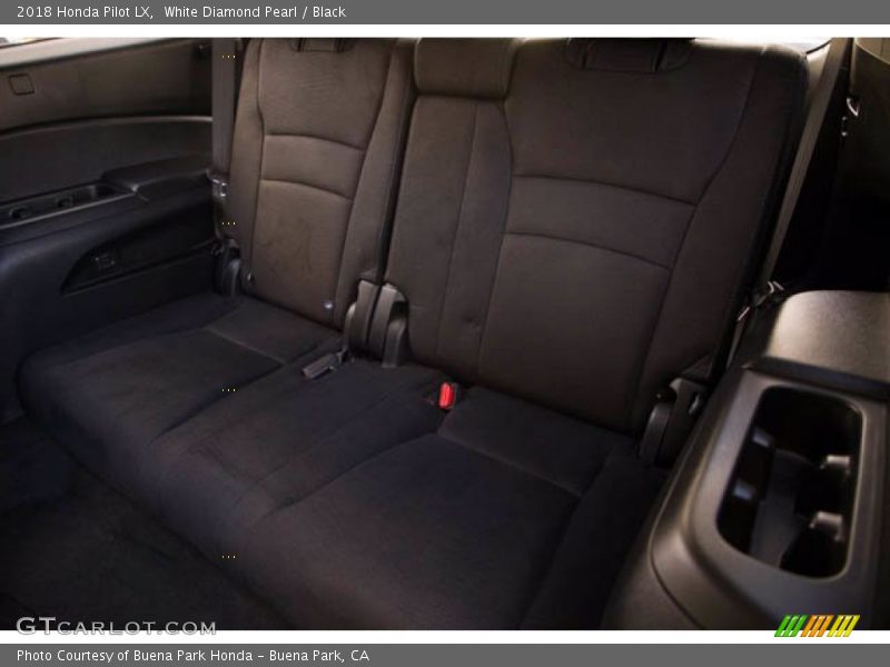 White Diamond Pearl / Black 2018 Honda Pilot LX