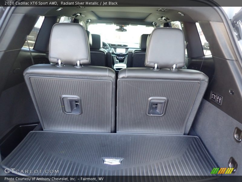 Radiant Silver Metallic / Jet Black 2020 Cadillac XT6 Sport AWD